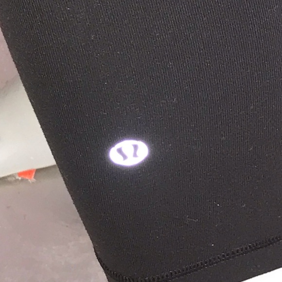 Lululemon capris - Picture 5 of 6